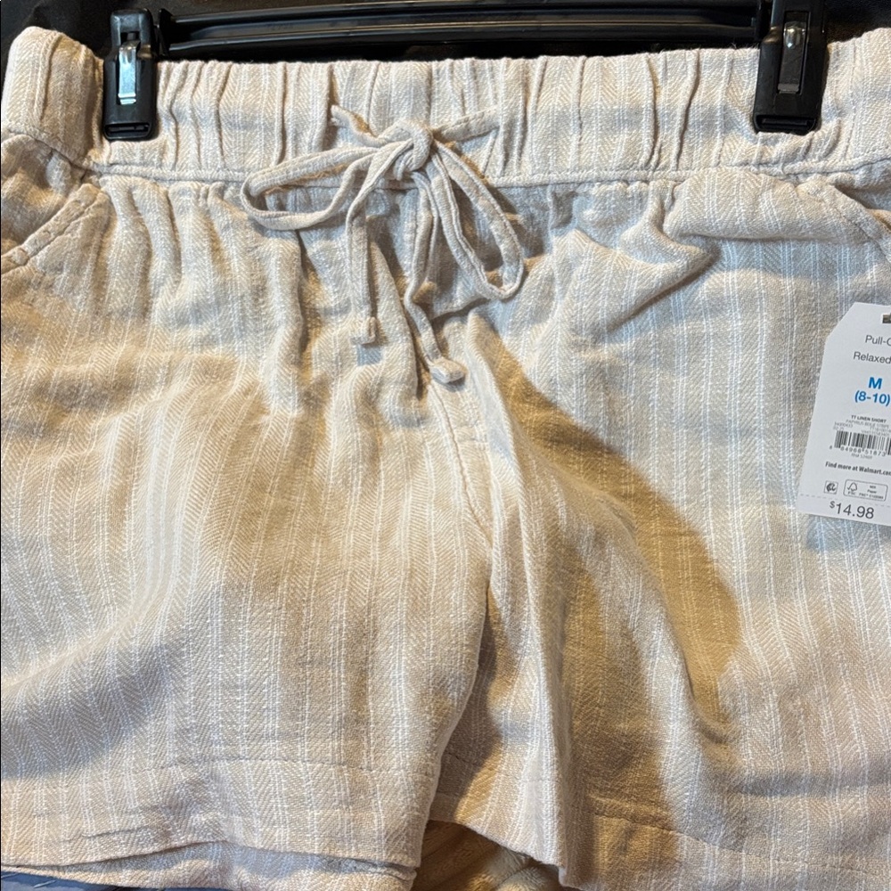 NWT Time&TruWomen'sCream working Drawstring Shorts big  pockets elastic waist